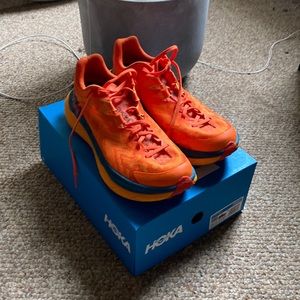 Hoka One One Tecton X